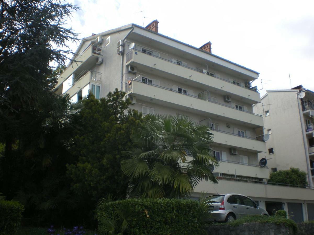 Apartment Nadia Lovran Εξωτερικό φωτογραφία