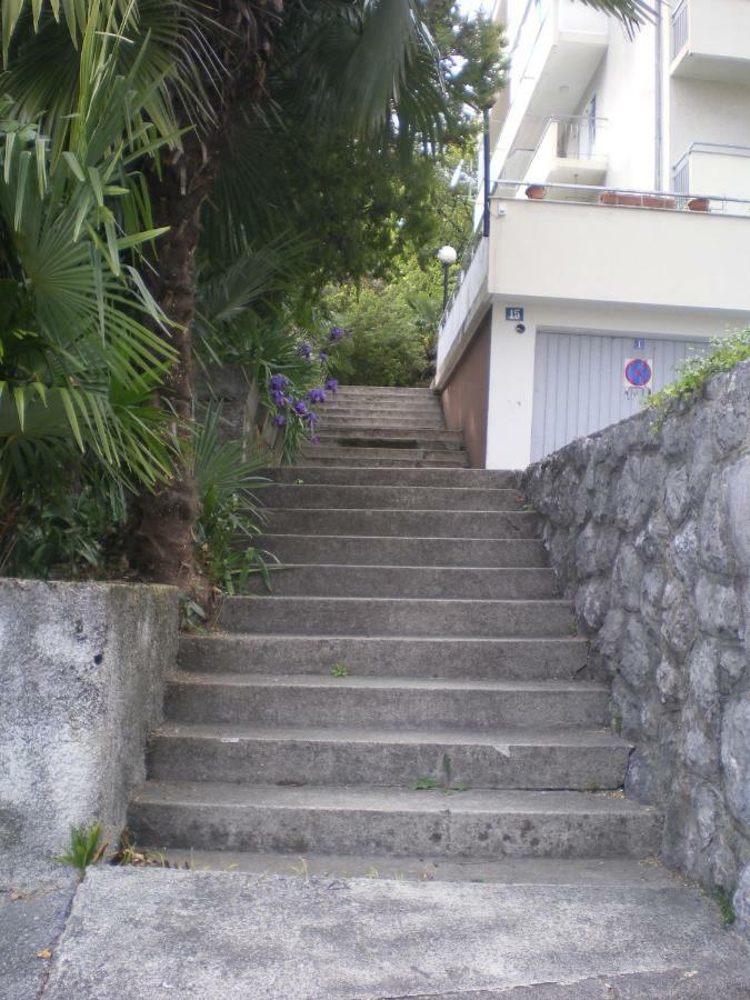 Apartment Nadia Lovran Εξωτερικό φωτογραφία
